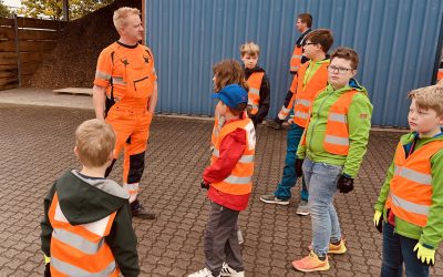 Mit Jonny, Unimog und Radlader unterwegs